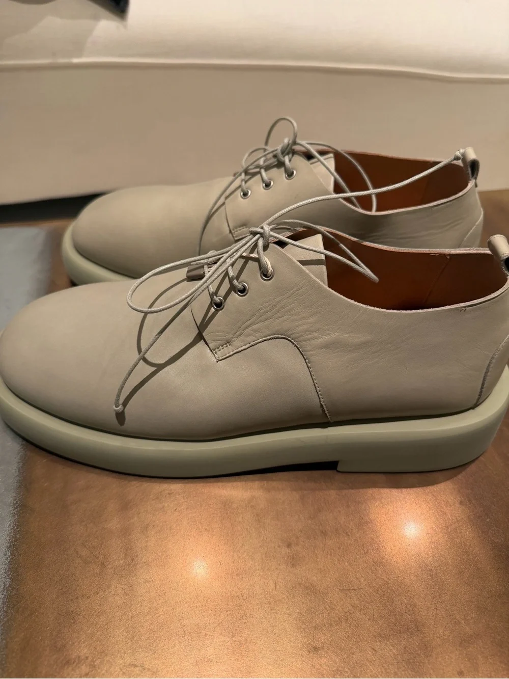 Men's Derby Shoe in Light Beige Leather